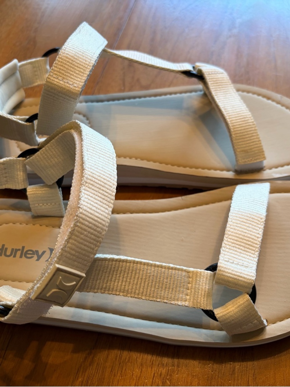 Hurley Off White Strappy Sport Sandals